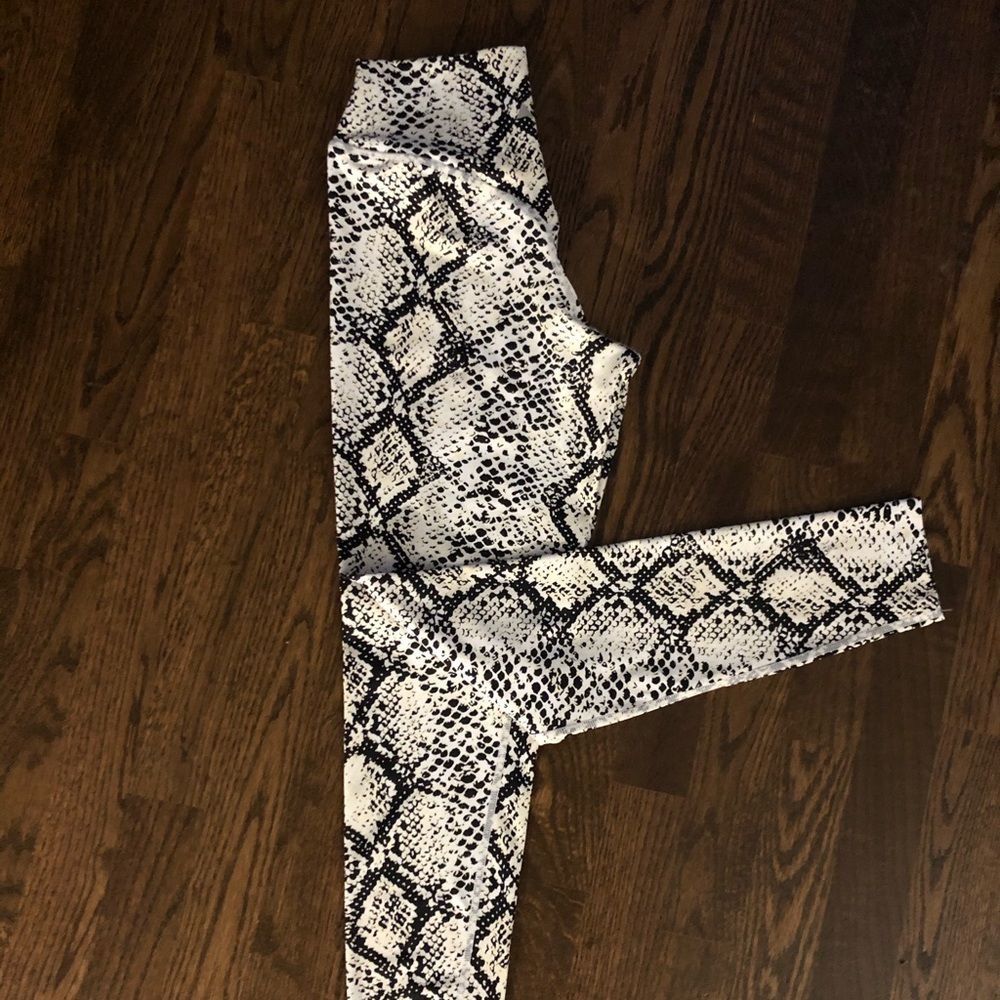 NEW, NEVER USED Balance Athletica Python Leggings